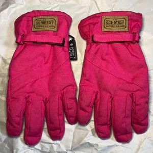 Small pink winter gloves